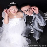 弟弟的结婚照