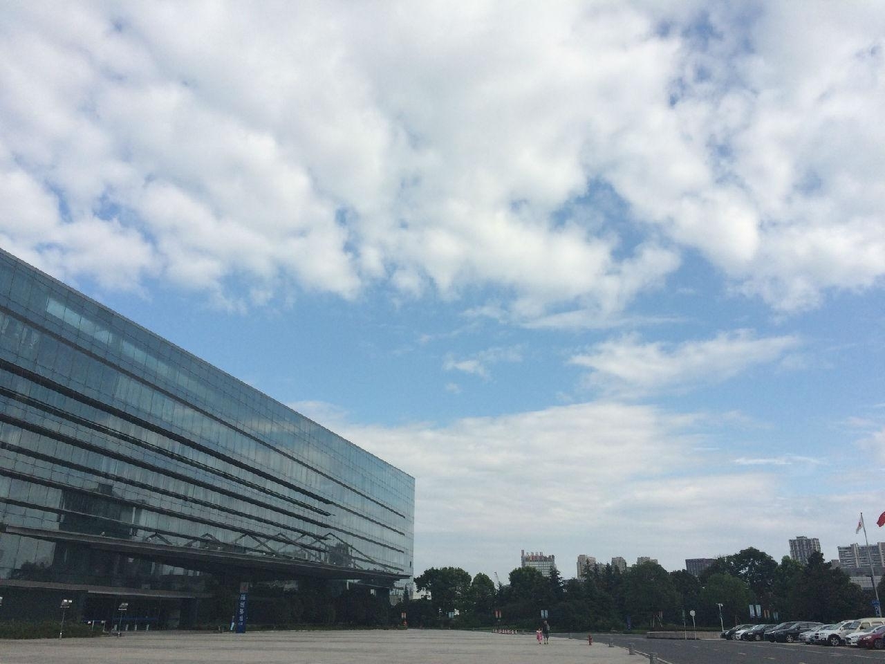 来几张照片瞅瞅