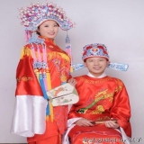 弟弟的结婚照