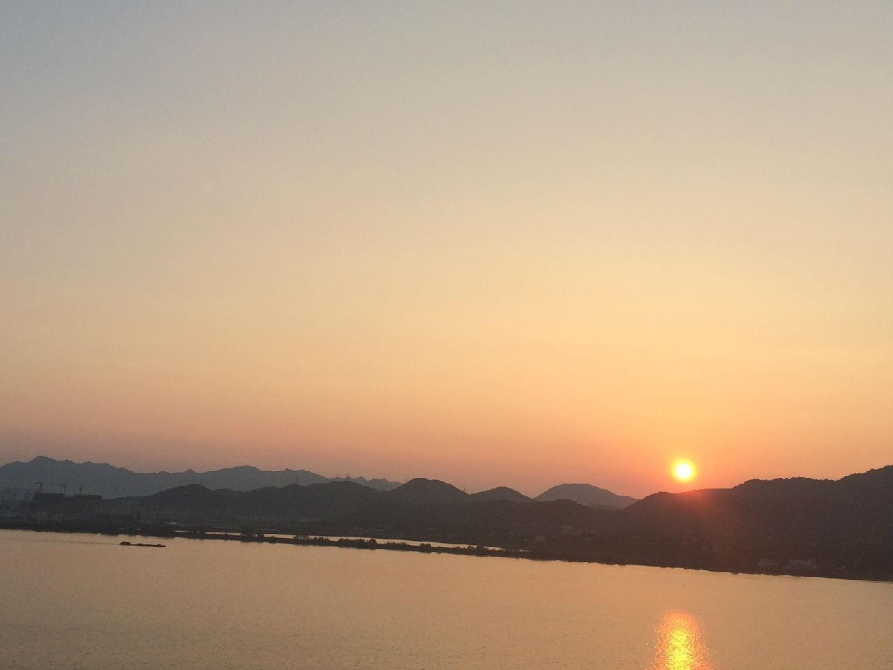 来几张照片瞅瞅