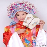 弟弟的结婚照
